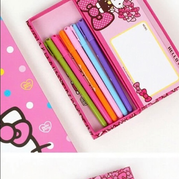 Hello Kitty pencil box with magnetic closure - Picture 2 of 3